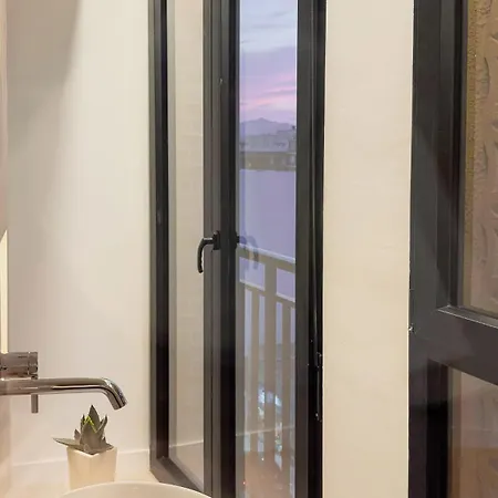 Premium En El Centro De Con Vistas Al Castillo Apartament *